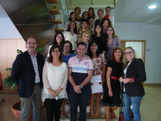 El Colegio de Enfermería de Alicante acogió la clausura del I curso de Especialización en mediación civil y sanitaria